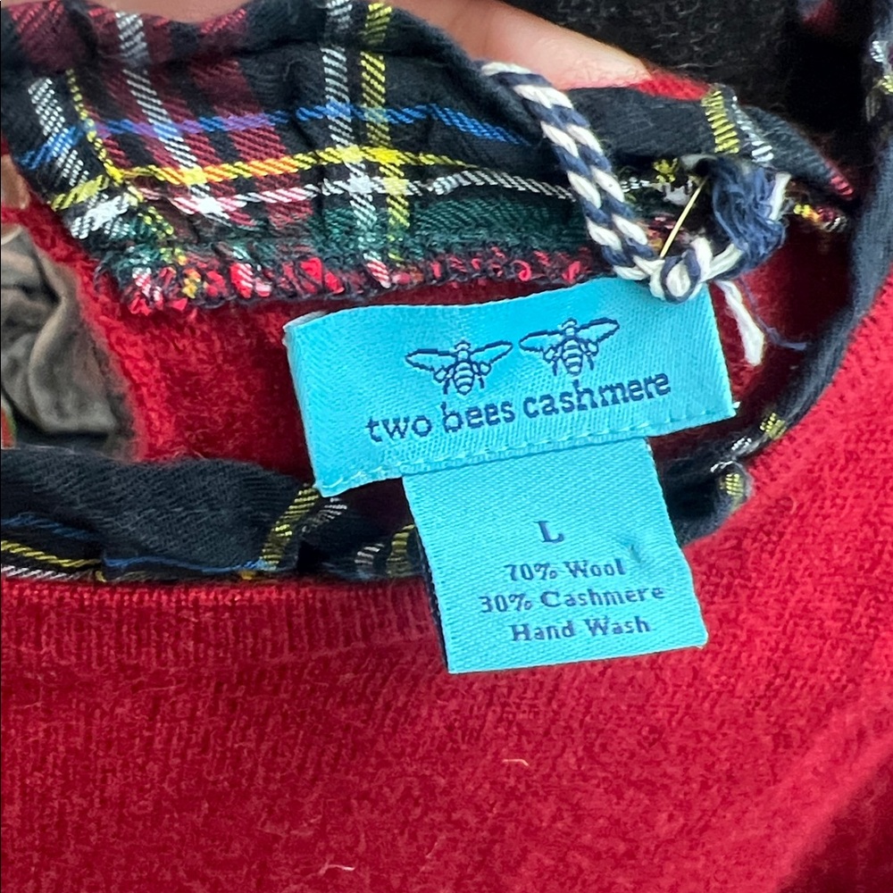 NWT Classic Red Tartan Sweater 🎄 - Picture 5 of 6